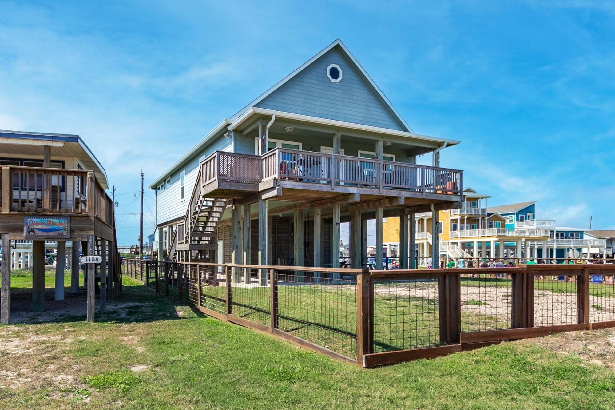 Beach Cottage With 3Br - Ocean View - Balcony Home Surfside Beach Esterno foto